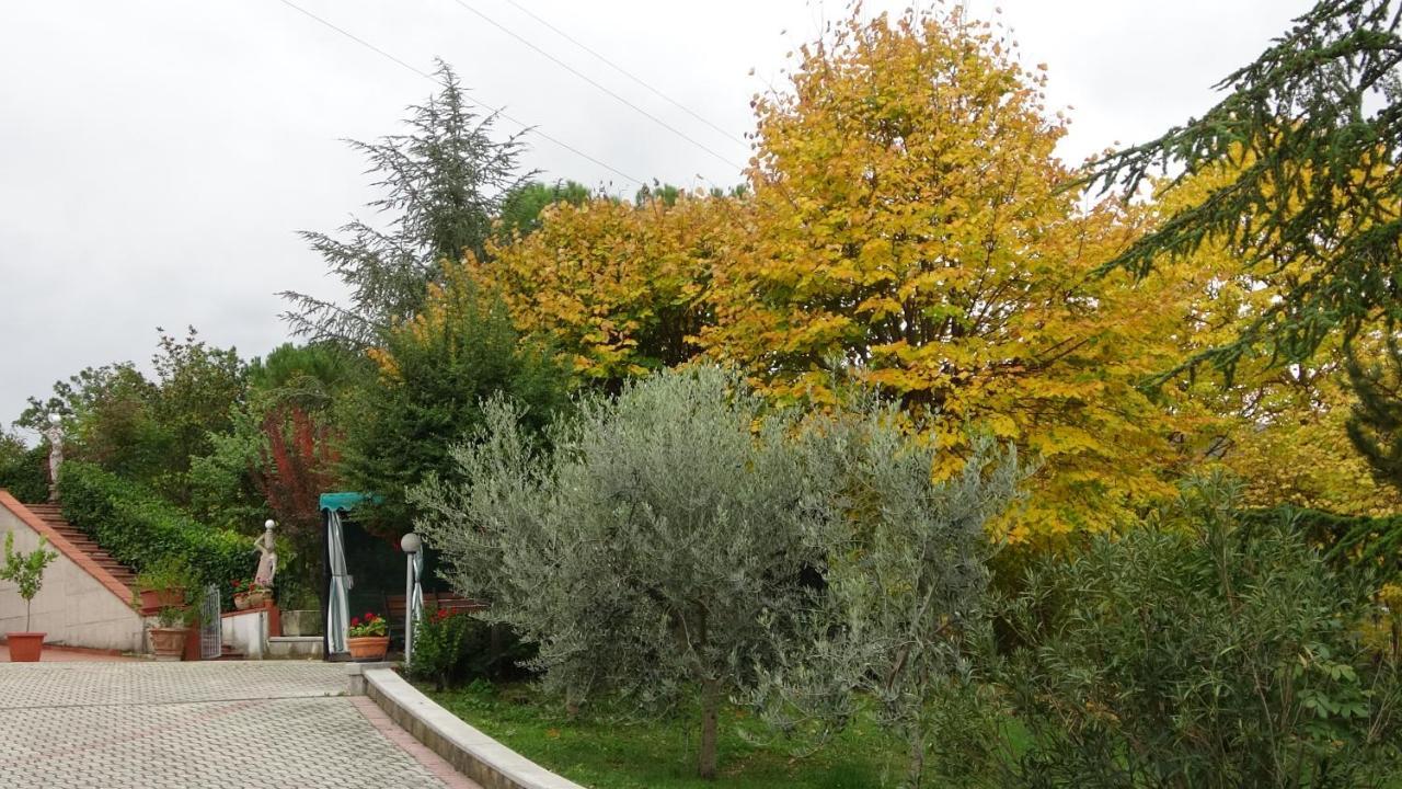 B&B La Poiana Canavaccio di Urbino Exterior photo